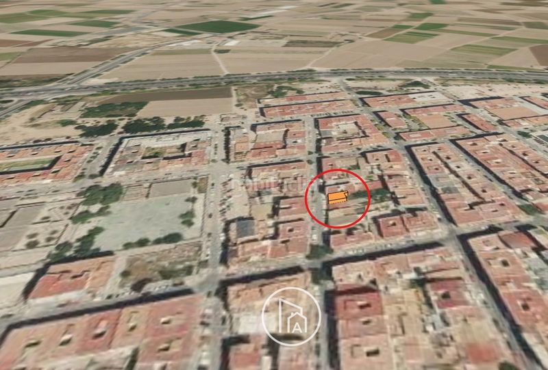 Foto 54c1665c-5e12-4aab-b9bc-325d70a6eb0e. Casa adossada a Torrefiel Valencia