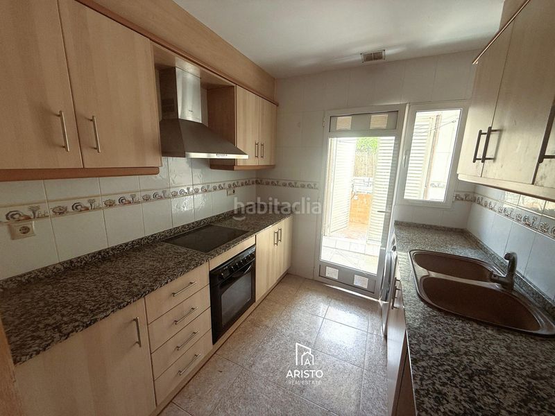 Foto 54d87799-fff2-46a6-a306-52430a7f1b9f. Pis amb aparcament a El Carmen Manises