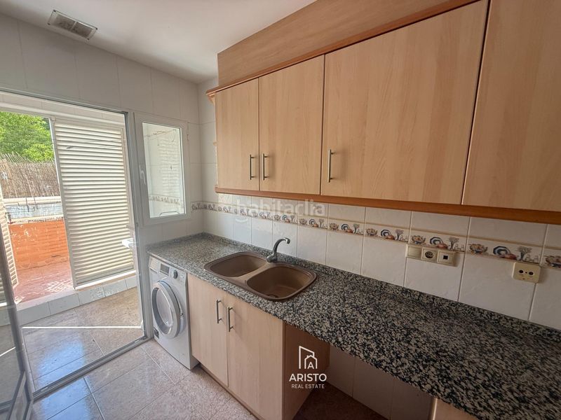 Foto b97068d1-0fb8-464c-b59c-1e1223d350ce. Pis amb aparcament a El Carmen Manises