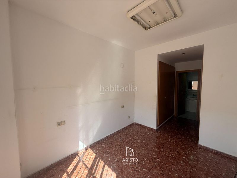 Foto bd8c0f1d-f04a-4a3c-91aa-a810375d1d0b. Pis amb aparcament a El Carmen Manises