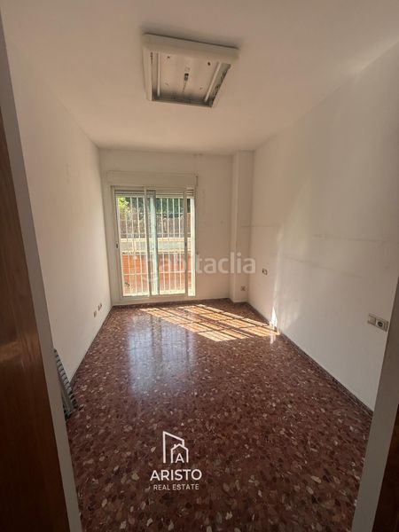 Foto dfc6be59-b42b-4634-adca-1b9e399c917f. Pis amb aparcament a El Carmen Manises