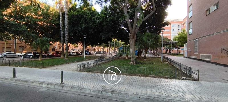 Foto 00d99a89-51c6-40c2-b210-0e2b350bc9e6. Pis amb aparcament a El Carmen Manises