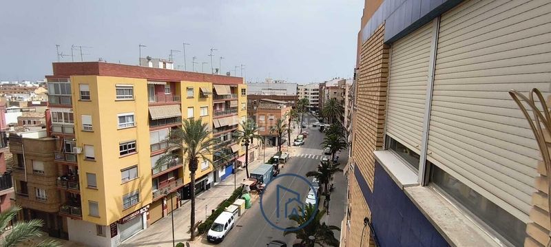 Foto f8ce1826-deb0-484e-8470-f5eb9097122e. Pis a Aldaia