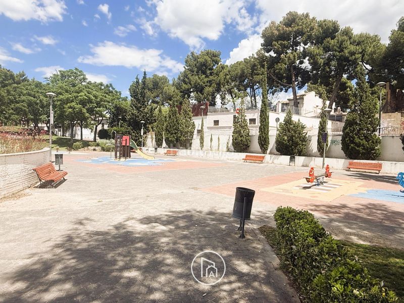 Foto 2e6fa8b0-e392-4a9b-8c48-f2bc11ac9335. Pis amb aparcament a Casas Verdes Paterna