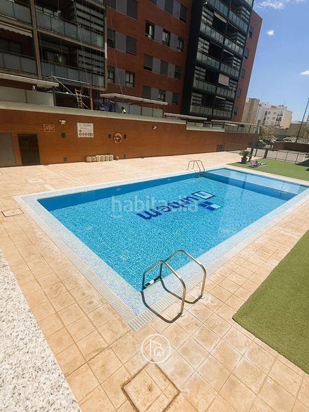 Foto 9883d850-1aed-4c2d-b7cf-703e996cd63d. Pis amb aparcament a Casas Verdes Paterna