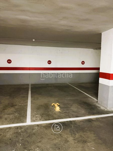 Foto ab84e19d-8dbf-4f61-a996-1a399b331f63. Pis amb aparcament a Casas Verdes Paterna