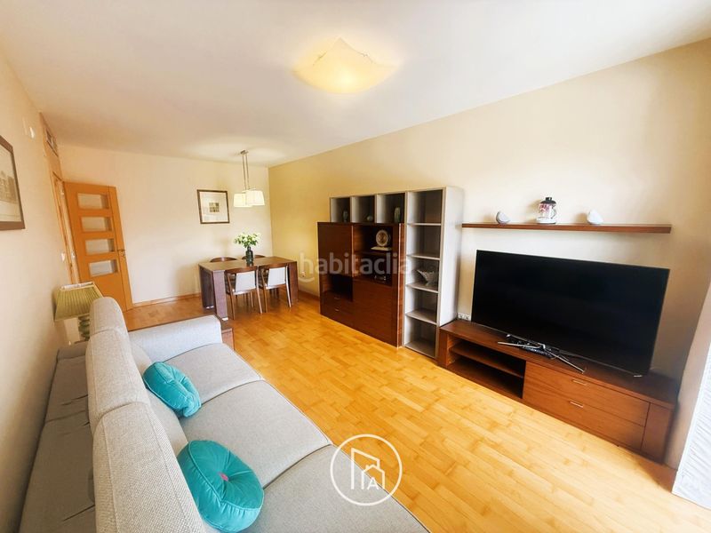 Foto b224f4e5-15b9-4329-9b80-b2c735ea3706. Pis amb aparcament a Casas Verdes Paterna