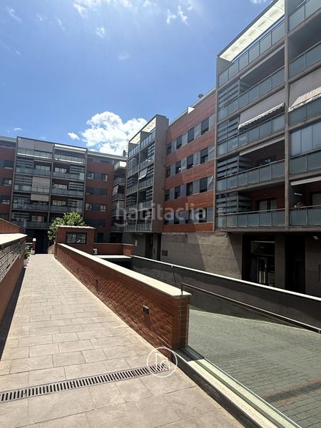 Foto cca0f3c6-be75-4fa2-bd88-5e3d6956c01c. Pis amb aparcament a Casas Verdes Paterna