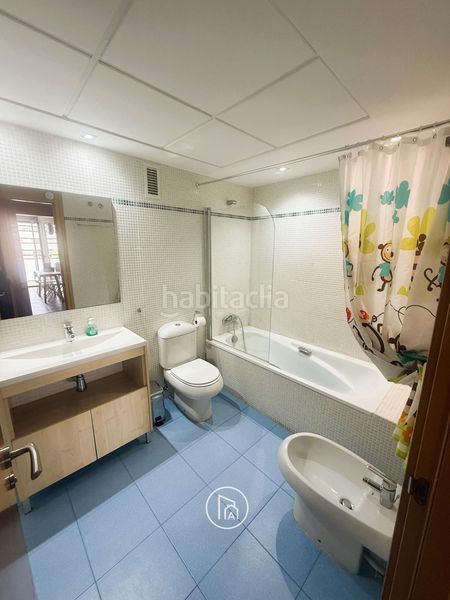 Foto d58015d1-070a-48d6-ba52-e8310cba7752. Pis amb aparcament a Casas Verdes Paterna
