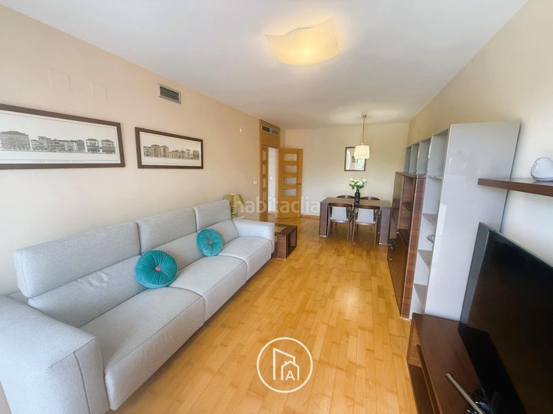Foto f82d06bd-dacb-4668-a2ec-8b09f1864ae9. Pis amb aparcament a Casas Verdes Paterna