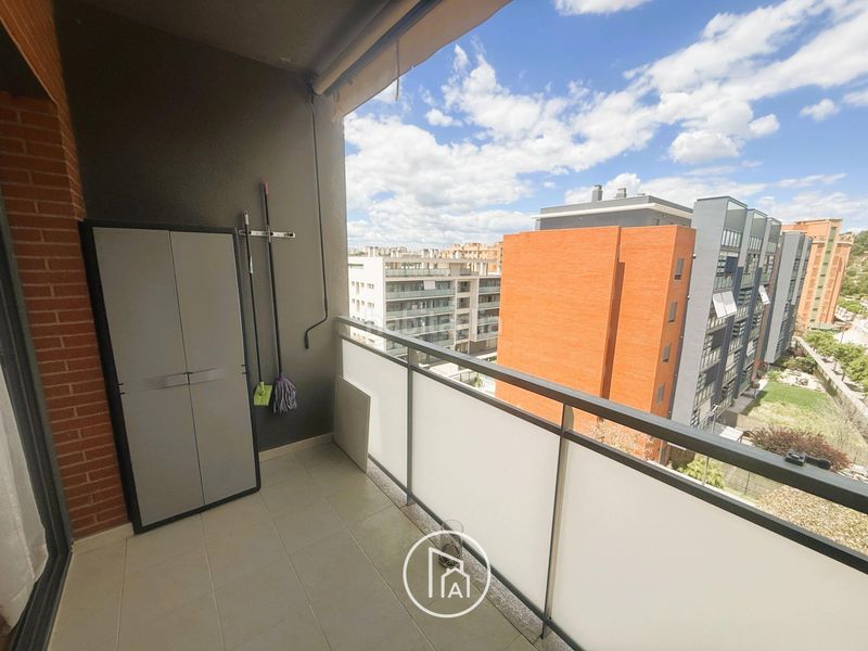 Foto fe0e549b-351e-4b47-9981-0003d63a0d3e. Pis amb aparcament a Casas Verdes Paterna