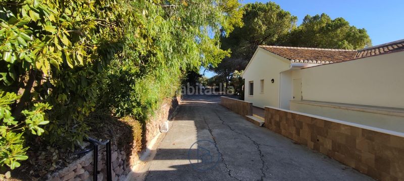 Foto 40778af6-8729-4b6a-91b2-4423cf197807. Xalet amb calefacció aparcament piscina a Las Pedrizas Chiva