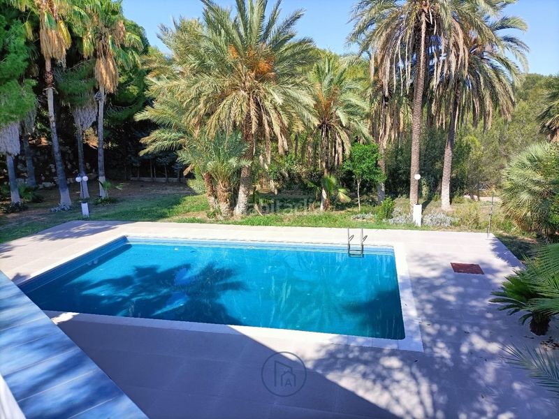 Foto 451055ae-7d7b-4d58-a4c3-a1c0f1a02209. Xalet amb calefacció aparcament piscina a Las Pedrizas Chiva