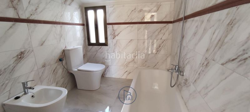 Foto 5474ce1a-6022-4e9c-b44f-d39b3b667c60. Xalet amb calefacció aparcament piscina a Las Pedrizas Chiva
