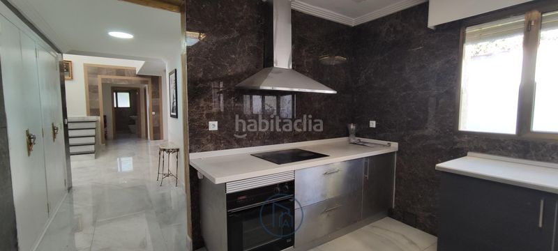 Foto a773d5c7-9801-4f61-a1ac-648ecb37a476. Xalet amb calefacció aparcament piscina a Las Pedrizas Chiva