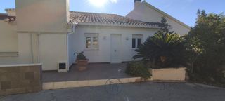 Xalet a Las Pedrizas. Chalet en urbanización el bosque  chiva !!!