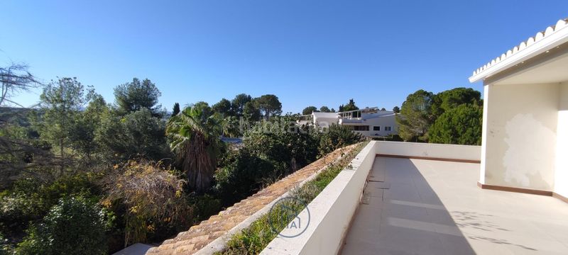 Foto ceb90094-f49f-4548-bca8-d4988ba68c87. Xalet amb calefacció aparcament piscina a Las Pedrizas Chiva