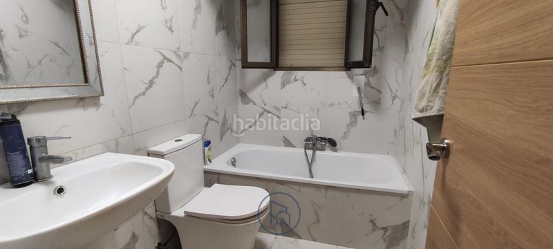 Foto f73188d1-32ff-4148-b166-23182093a7b8. Xalet amb calefacció aparcament piscina a Las Pedrizas Chiva