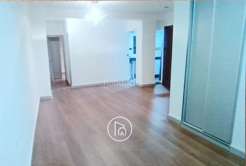 Foto d0b81a94-297b-41af-a0c9-916e5cf97aa3. Pis a Centro Chiva