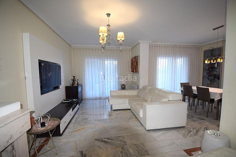 Foto 7dc53ec1-b3dd-4399-a4cb-44f8cc4d44bd. Casa pareada exclusivo chalet con vistas privilegiadas al cerro del telégrafo en Rivas - Vaciamadrid