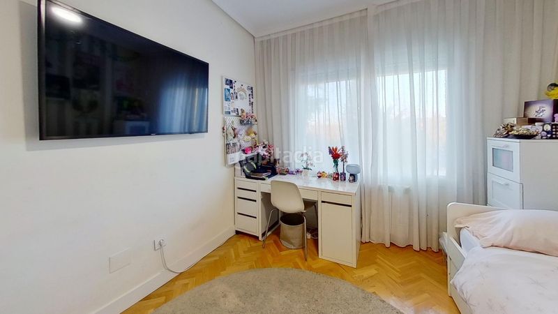 Foto c52c8e54-44e3-4bd1-a1ef-63f55edc2301. Casa pareada exclusivo chalet con vistas privilegiadas al cerro del telégrafo en Rivas - Vaciamadrid