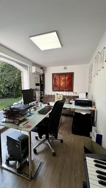 Foto ce9f6857-80dc-43e8-931a-d06e0617fc48. Casa pareada exclusivo chalet con vistas privilegiadas al cerro del telégrafo en Rivas - Vaciamadrid