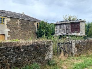 Casa  Abelleiras. Se vende casa a reformar en muimenta