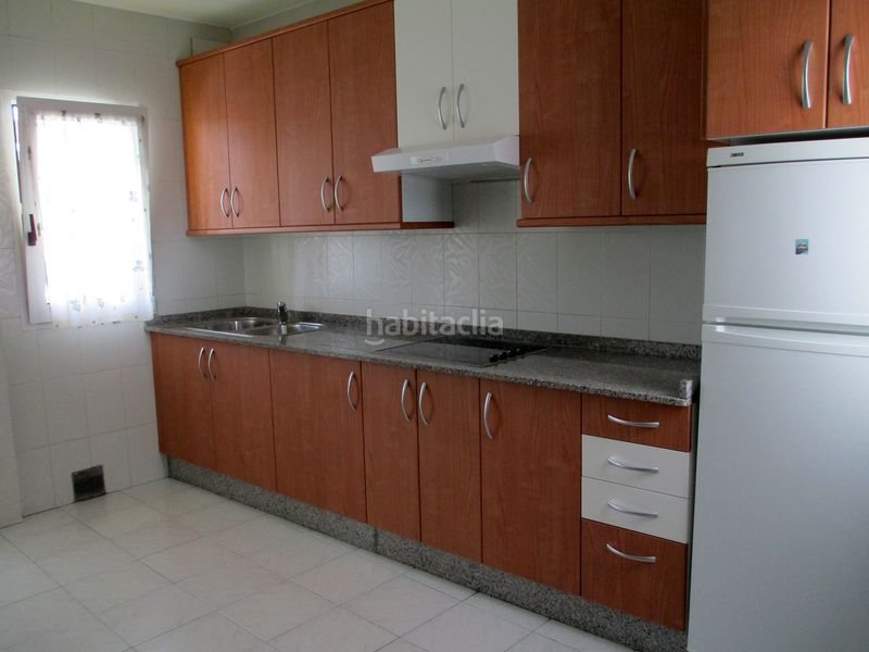 Foto ae1dc947-1930-41e9-899f-23a59bf38873. Lloguer pis amb calefacció aparcament a Residencia - Abella Lugo