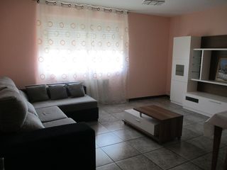 Miete Etagenwohnung  Rúa trapero pardo. Se alquila piso en zona castiñeiro