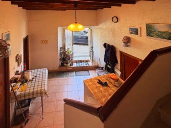 Foto 3916c7b6-7517-4e5d-8c64-2ba87fe8aeb4. Casa amb aparcament a Baleira