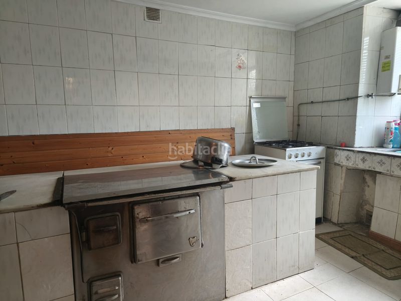 Foto dc145ba3-2eed-4099-be64-2244e5f632c4. Casa amb aparcament a Outeiro de Rei