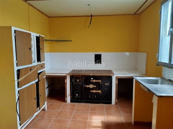 Foto 0529c09a-01d2-4495-9c72-0e532a404cd9. Casa a Pontenova (A)