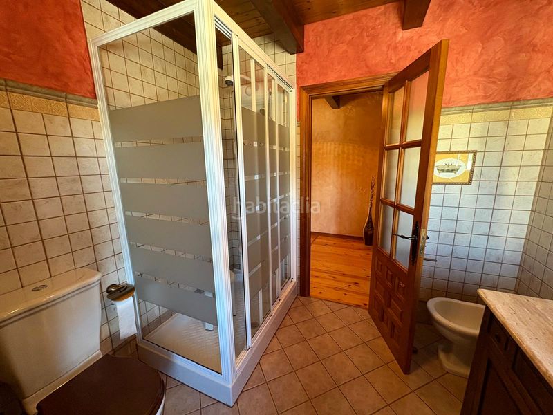 Foto 53988330-098d-4c0c-8396-40d088a805d9. House with heating parking in Begonte