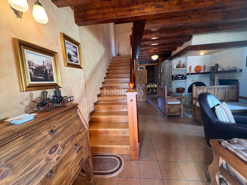 Foto 62175370-ac80-4d7d-8ead-9274baa20eda. House with heating parking in Begonte