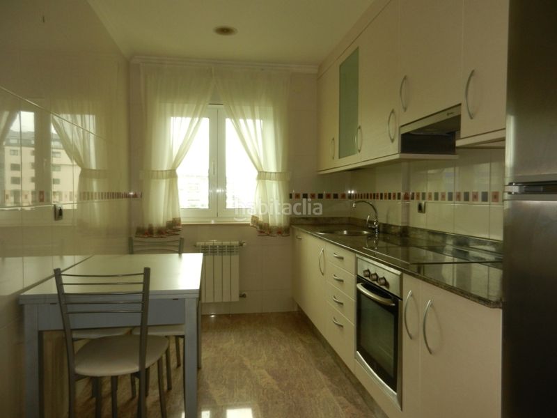 Foto b0ed0a57-ae74-458f-a78b-ead94cec4277. Miete appartement mit heizung parking in A Milagrosa Lugo