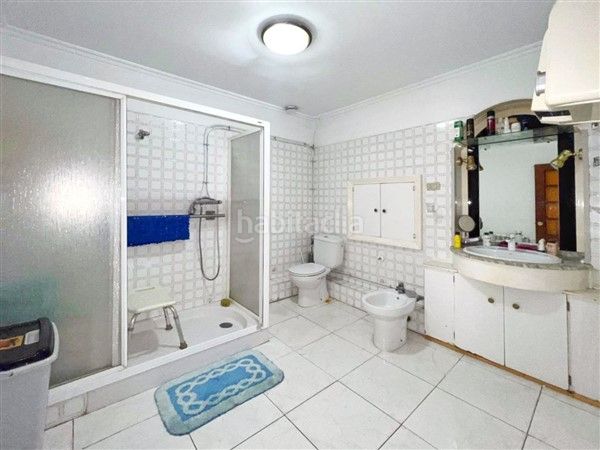 Foto 0f0ca00c-8def-410a-8438-26fb4359450a. Edificio se vende edificio-casa en montirón en San Roque - As Fontiñas Lugo