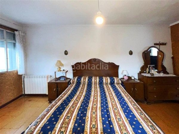 Foto 102bbf94-ac46-4dd9-8f4c-98413001a6cc. Edificio se vende edificio-casa en montirón en San Roque - As Fontiñas Lugo
