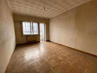 Pis  Rúa cidade de vigo. Se vende piso a reformar en la ronda de la muralla/ san roque