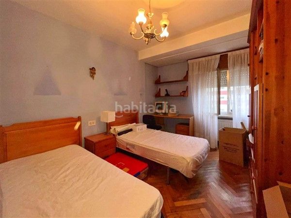 Foto c90688bb-2124-4b9d-a9a8-a2b96c9440e5. Pis amb calefacció aparcament a Fingoi Lugo