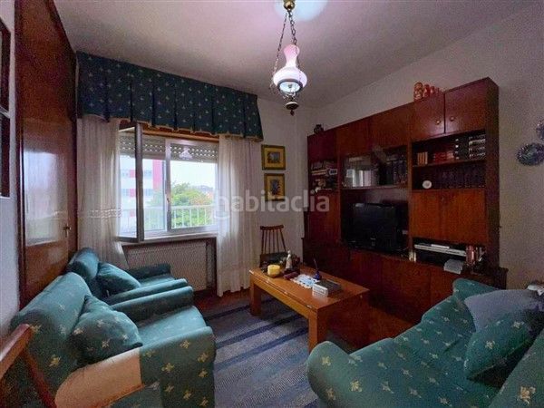 Foto fd3a8c88-44cf-4914-9b19-5c1e159c4ee9. Pis amb calefacció aparcament a Fingoi Lugo