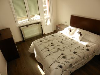 Pis  Rúa castelao. Se vende piso en zona ronda da muralla