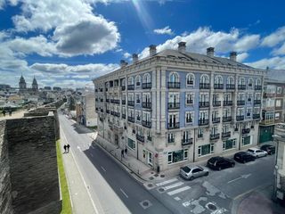 Dúplex a Ronda da Muralla