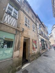 Édifice  Rúa san pedro. Se vende edificio en el interior de la muralla