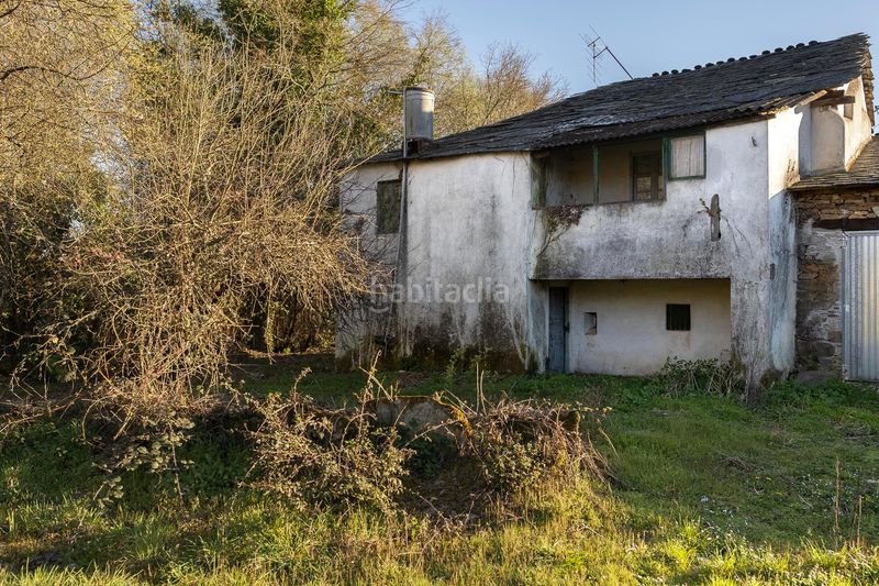 Foto b8d235d4-9d6e-4442-865e-28a3e70058ff. Casa amb aparcament a Bóveda