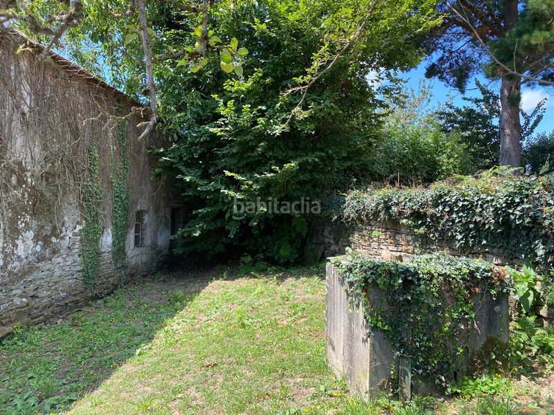 Foto f40a4761-cb4f-43f9-a4b1-80d87bb368d8. Casa amb aparcament a Guntín