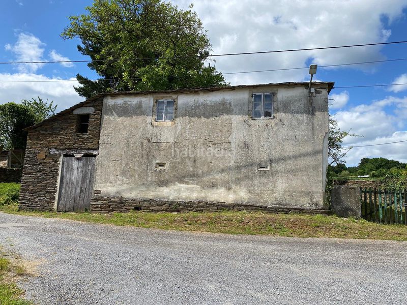 Foto f88e7c30-b1fa-4249-9066-a2d4c32d1a76. Casa amb aparcament a Guntín