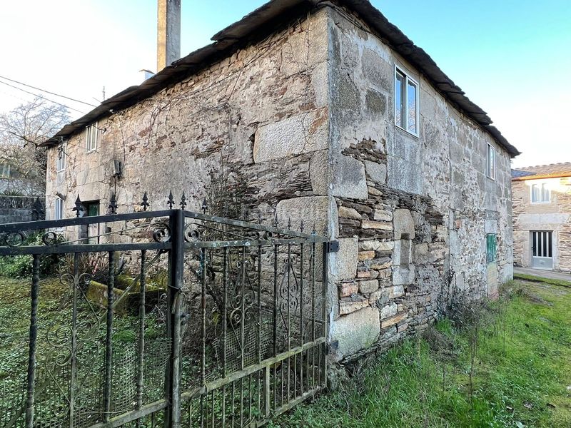 Foto 79b9c5f0-7a77-4f97-8086-ef25ba925765. Casa amb aparcament a Parroquias del Oeste Lugo