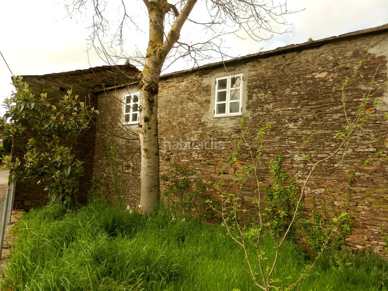 Foto 91a70867-37d9-4816-be00-2a6463e15561. Casa con parcheggio in Corgo (O)