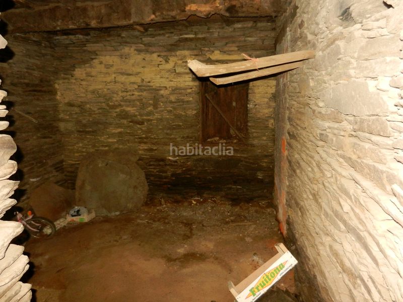 Foto 9d9ee0c9-834d-42ba-a41d-90ba65617279. Casa con parcheggio in Corgo (O)