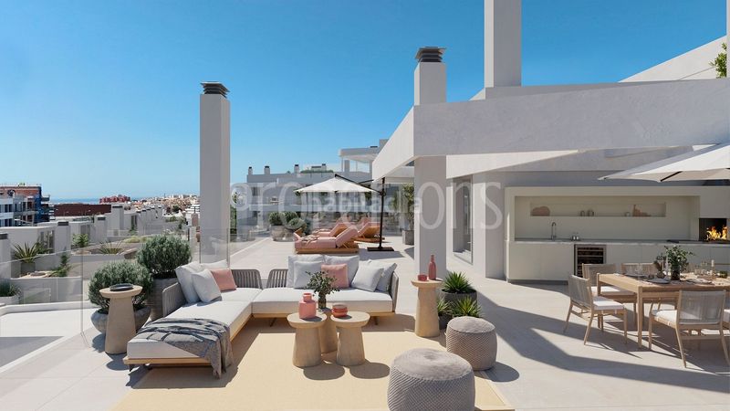 Foto 5ffae460-4c68-40d7-93b2-bf20f43858ca. Casa adossada a Zona Calvario Estepona